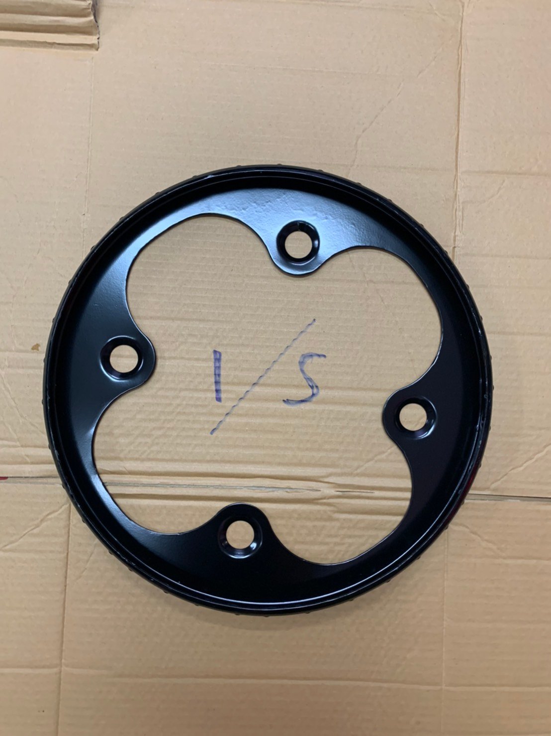 ขอบล้อรถบรรทุก ปั้มขึ้นรูป