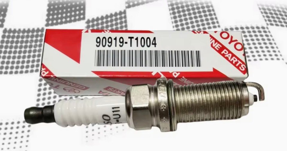 หัวเทียน. Toyata. VIGO. 2TR. Fortuner.  Commuter. แบบแท้