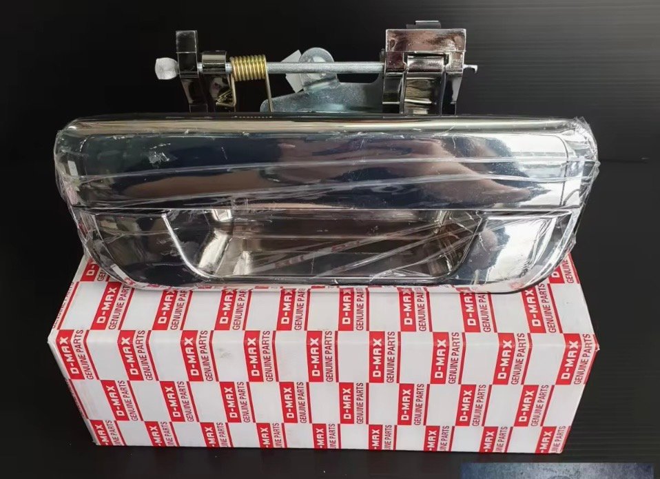 มือเปิดกะบะท้ายอันกลางพลาสติกชุป. D-max. ปี 03-11