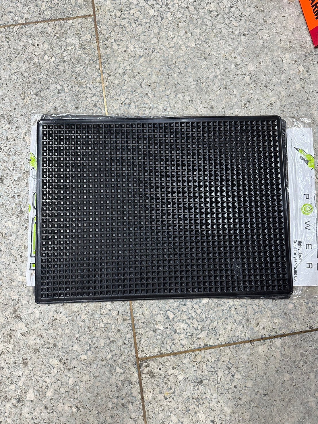 ยางปูพื้น. ตาราง. 16×23.   / แผ่น