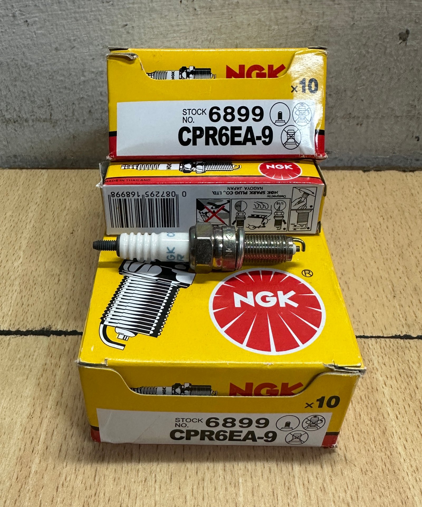 หัวเทียนมอเตอร์ไซค์  Wave 110i / Wave125i / Msz125